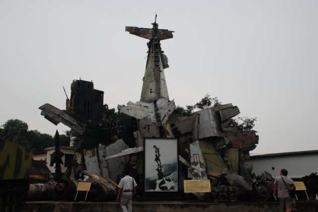aircraftremainssculpture.jpg
