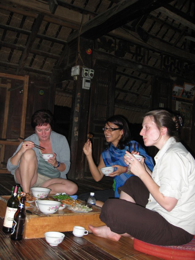 dinneratthetribalhouse.jpg