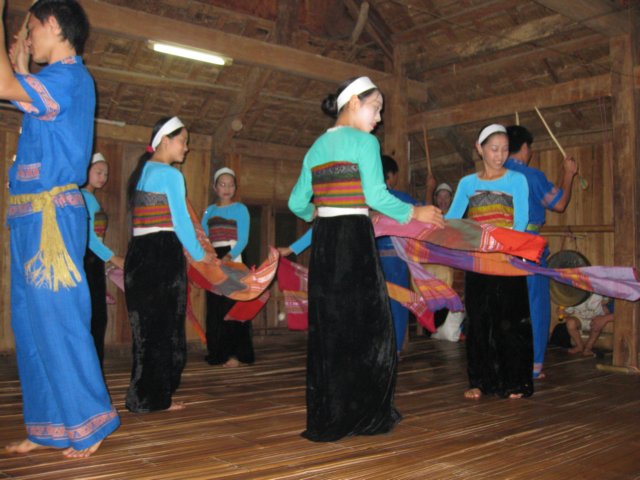 traditionaldancing.jpg