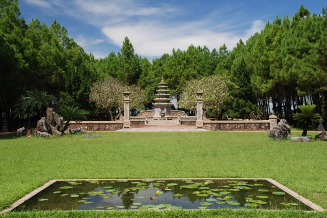 pagodagrounds.jpg