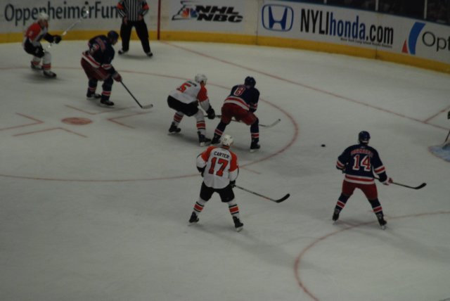 hockey3.jpg
